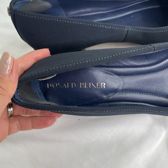 Donald Pliner Navy Blue Dreww Slip On Pump Shoes Size 8.5 M, classic, elegant - Picture 3 of 10